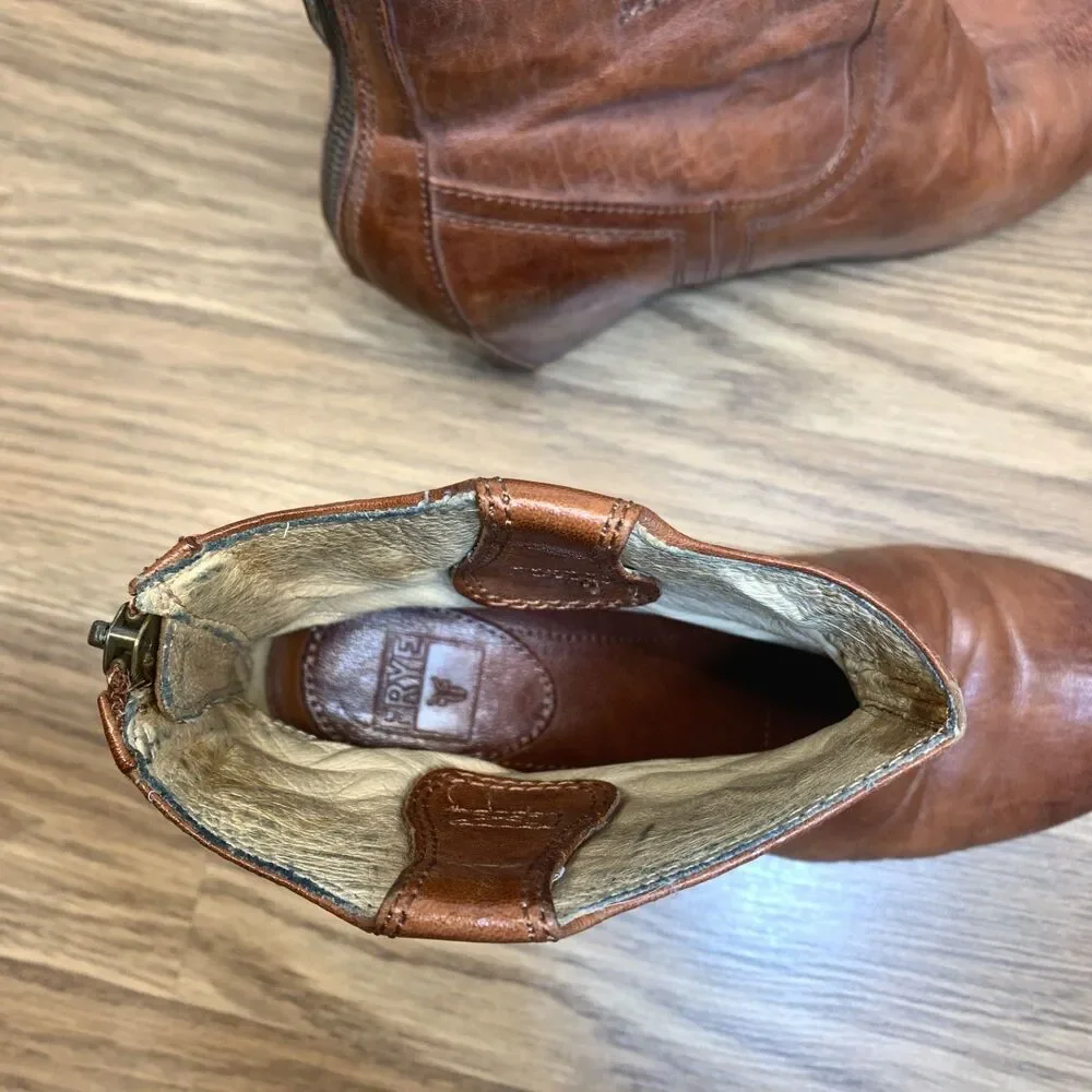 Frye‎ Carson Booties Women Size 7M Hidden Wedge 3470655 Cognac Brown Leather Zip